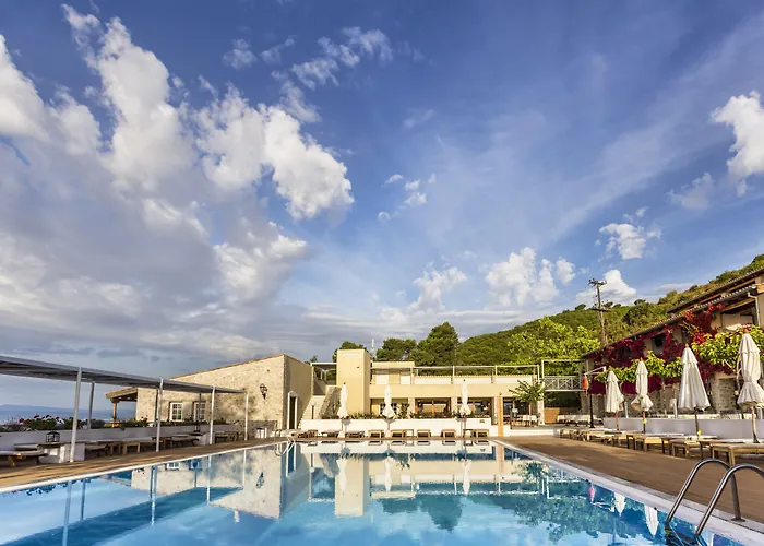 Atrium Hotel