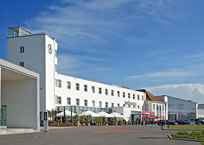 V8 Hotel Motorworld Region Stuttgart Böblingen
