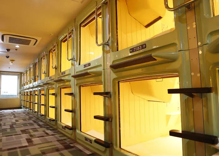 Shinjuku Kuyakusho-Mae Capsule Hotel