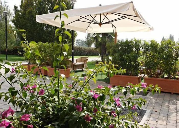 Hotel Gabarda Carpi