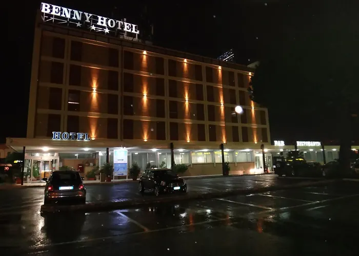 Benny Hotel