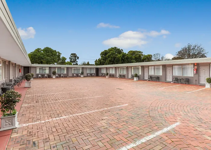 Mcivor Motor Inn