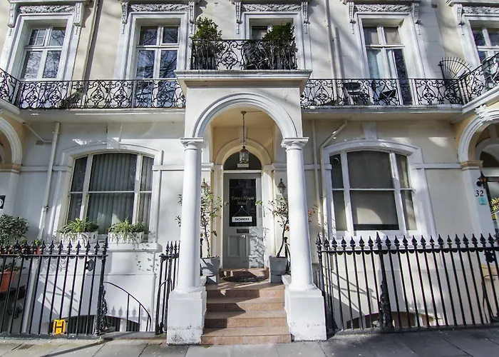 Tony'S House Hotel