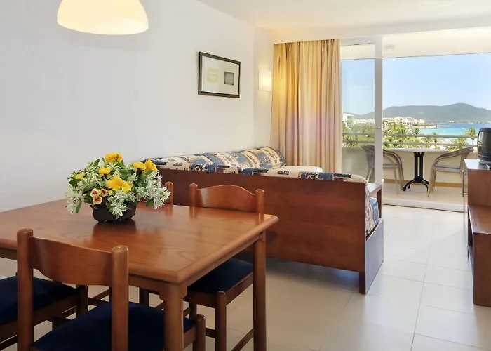 Hipotels Mercedes Aparthotel Cala Millor 