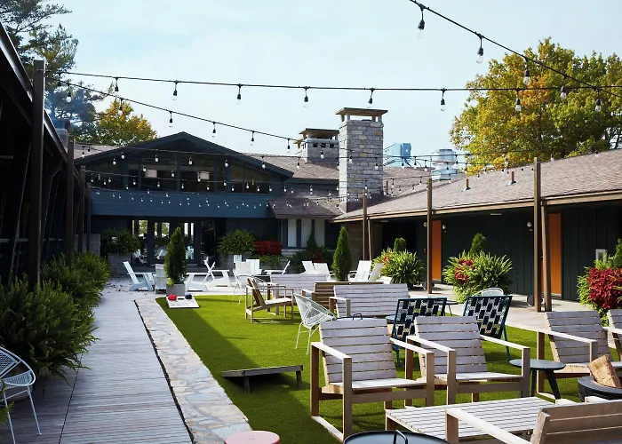 Skyline Lodge