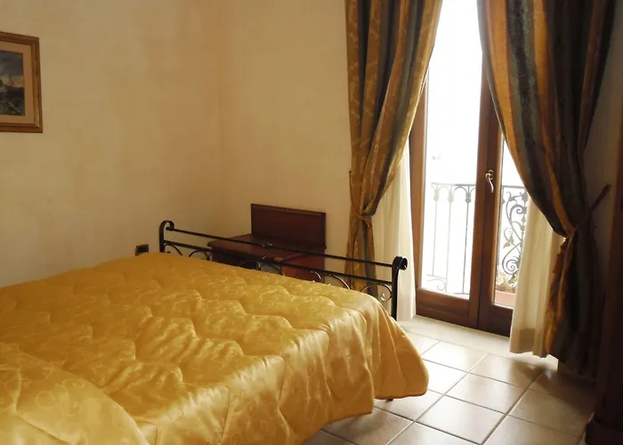 Hotel Villa Torre Antica Atena Lucana
