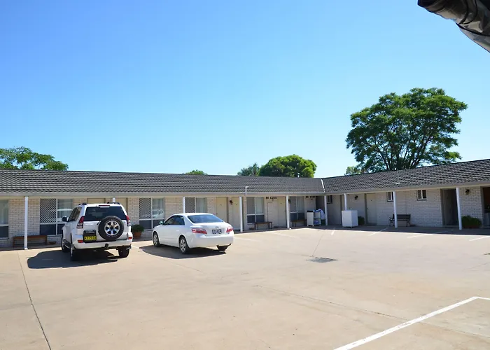 Alexander Motor Inn