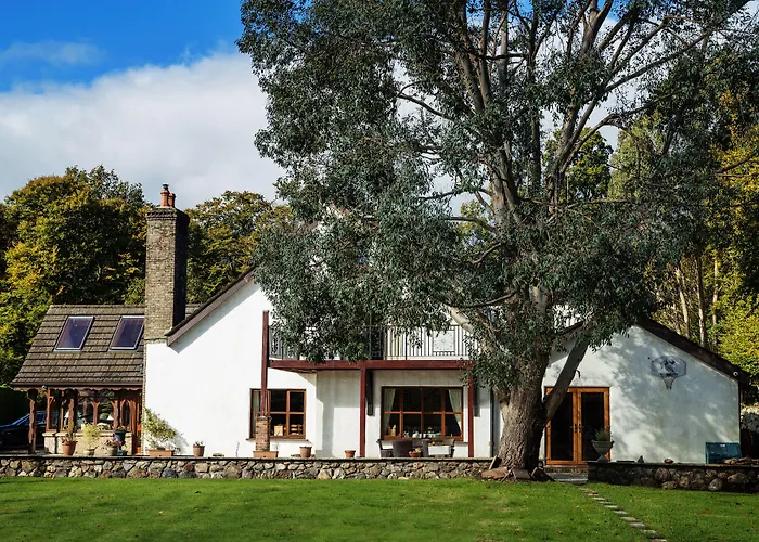 Tudor Lodge