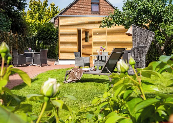 Büngers Apartment-Hotel mit Gartensauna - modern, gemütlich und strandnah