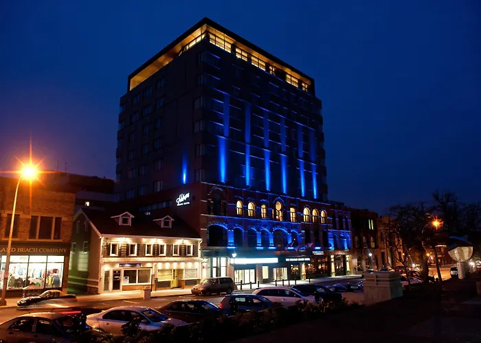 The Holman Grand Hotel