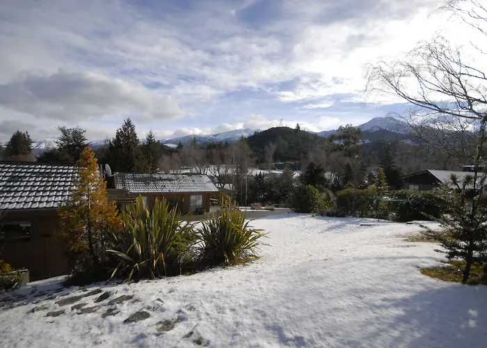 The Chalets Motel