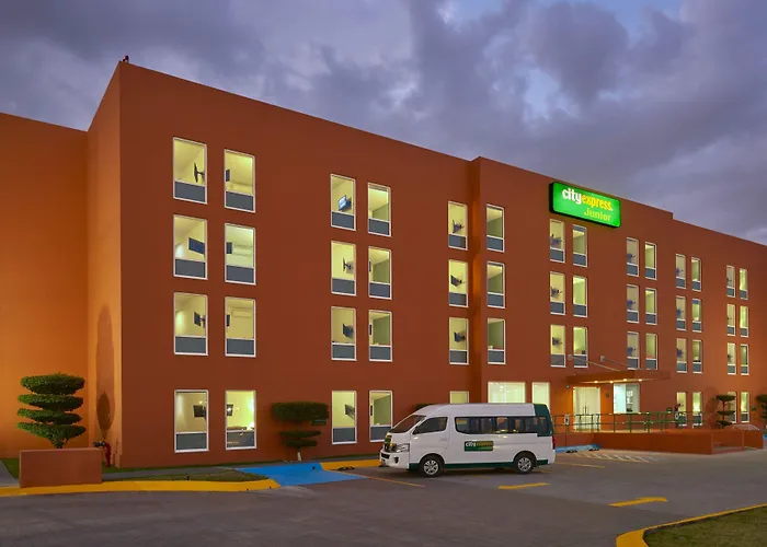 City Express Junior By Marriott Toluca Aeropuerto