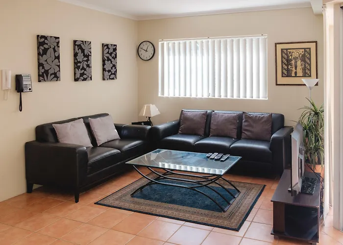 Sanctuary Lake Apartments