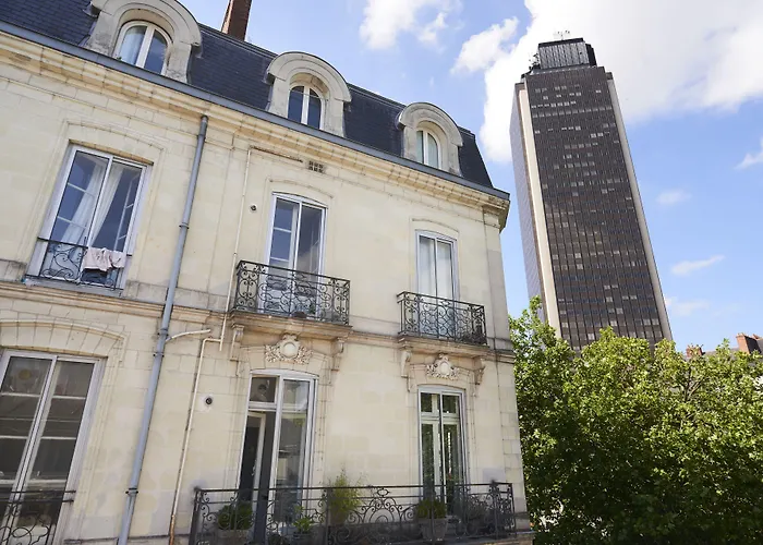 Logis Hotel Duquesne