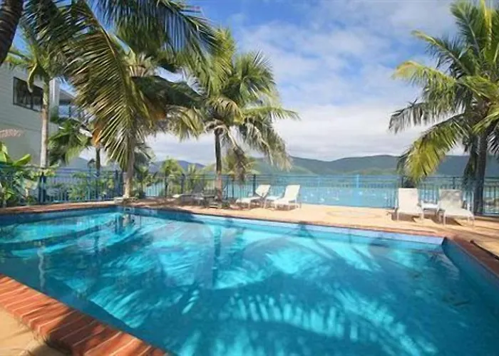 Coral Point Lodge