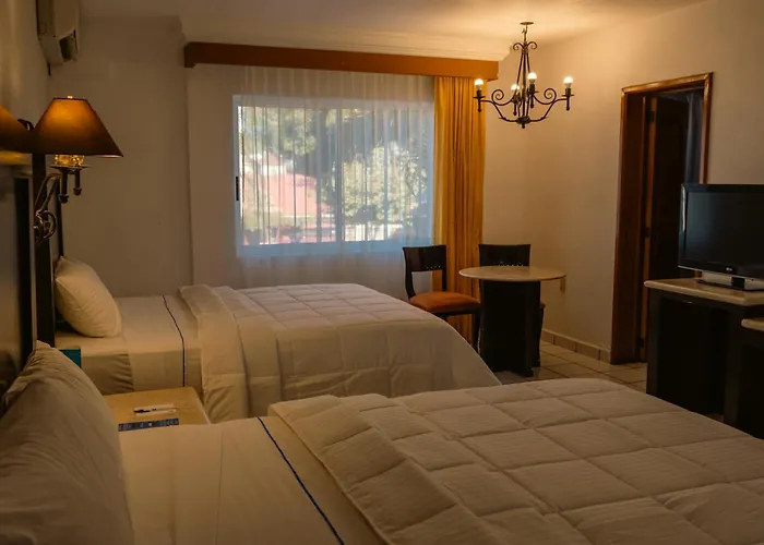 Hotel María Isabel Colima