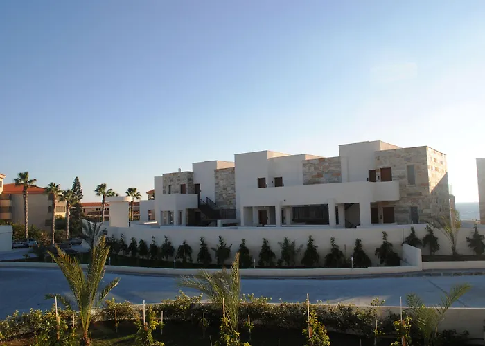 Amphora Hotel & Suites Paphos