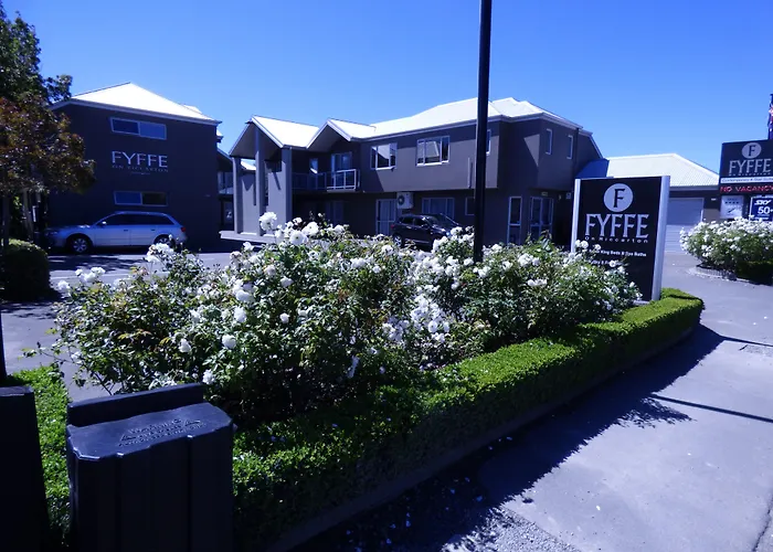 Fyffe On Riccarton