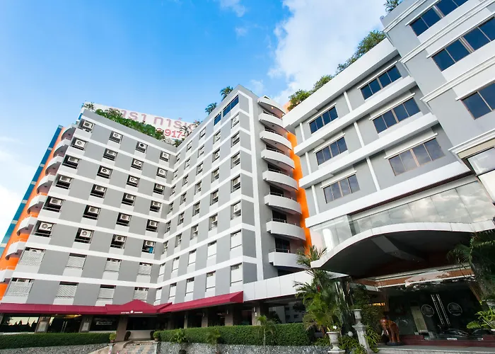 Grand Tara Garden Thai Hotel