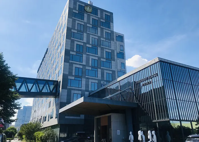 Langham Place, Ningbo Culture Plaza
