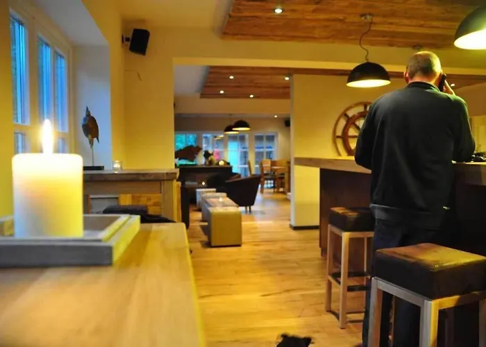 Hotel Bootshaus Bedekaspel