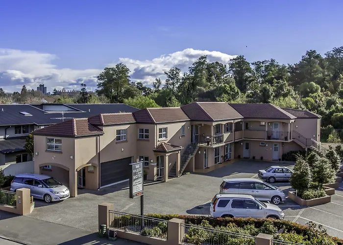 166 Majestic Court Motel