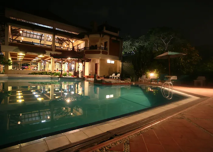 Puri Naga Beachfront Cottages
