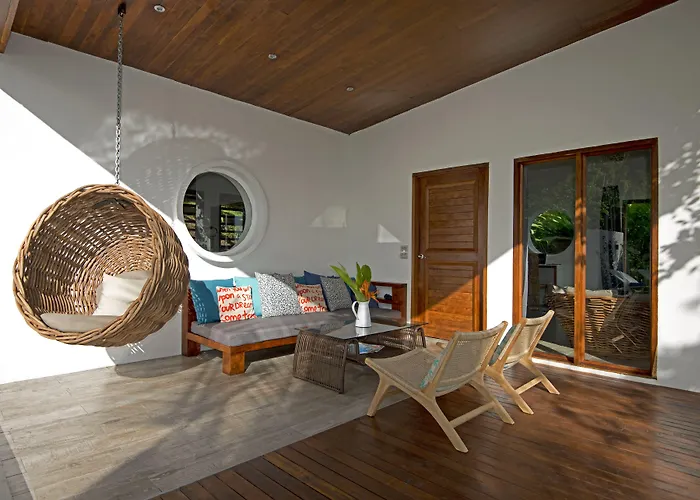 The Remote Resort Nawi