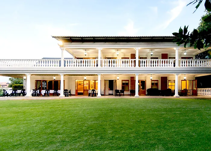 Or Tambo Guest House