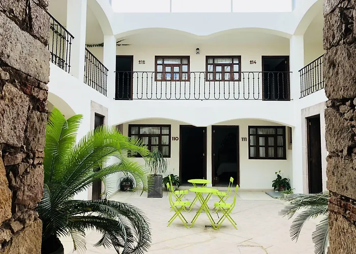 Hotel Expres By Hosting House Morelia