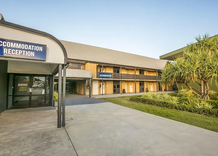 Nightcap At Kawana Waters Hotel
