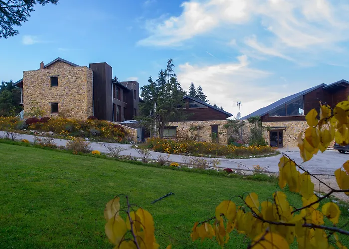 Orizontes Tzoumerkon Hotel Resort
