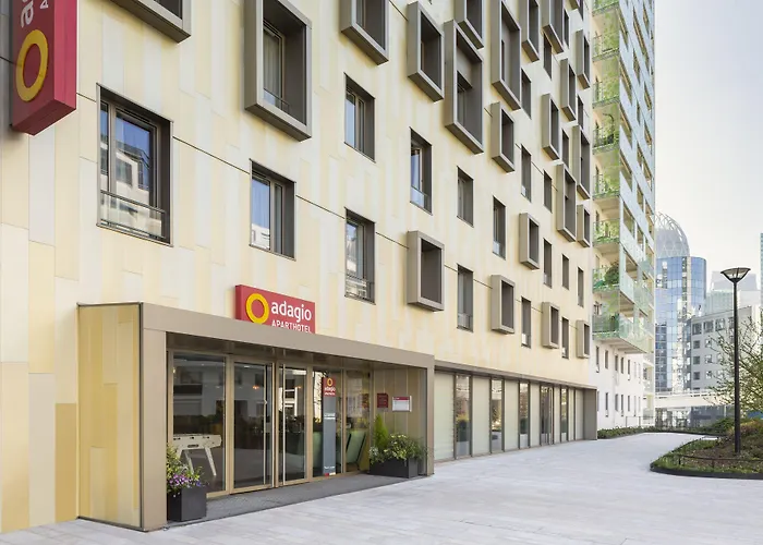 Aparthotel Adagio La Defense Courbevoie