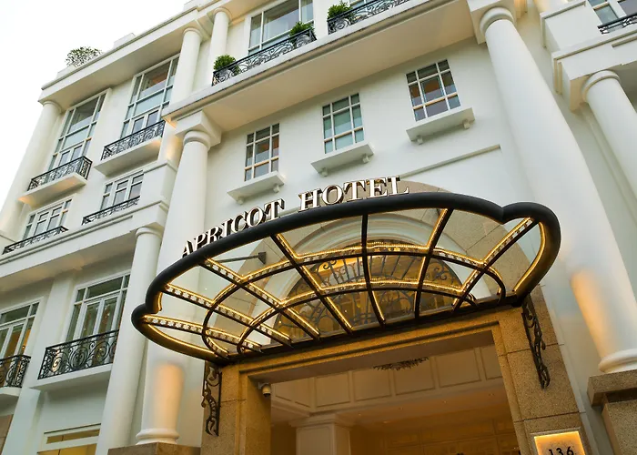 Apricot Hotel