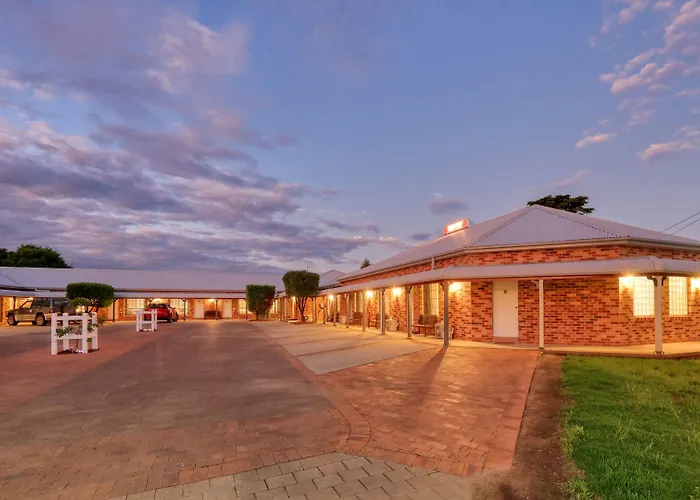 Country Gardens Motor Inn