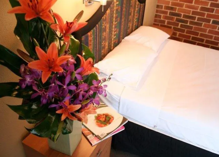 Rose & Crown Hotel Perth