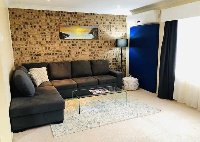 Avaleen Lodge Motor Inn Nowra