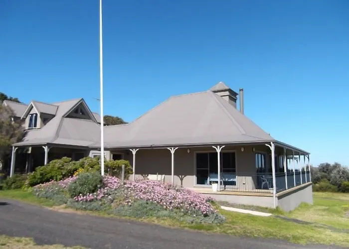 Swan Lake Guest House