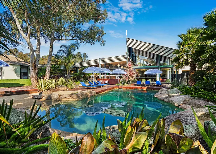 Eden Oak Geelong Hotel