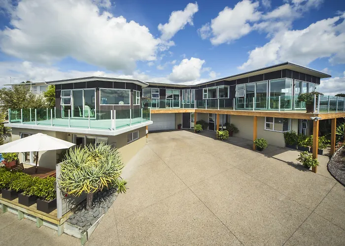 Tahi Lodge - Matakana Coast