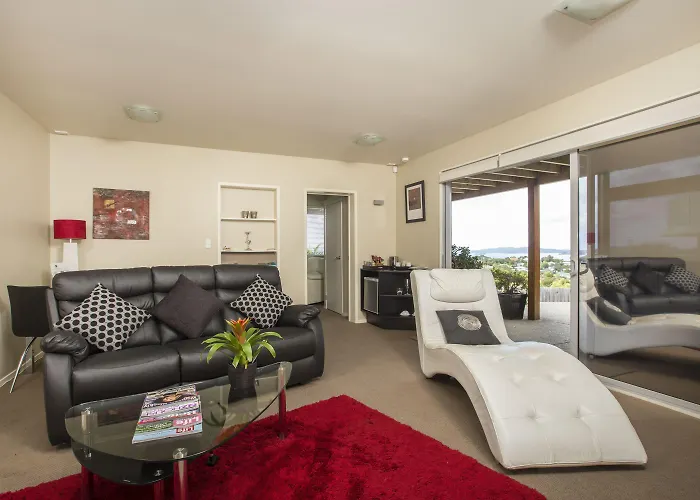 Tahi Lodge - Matakana Coast