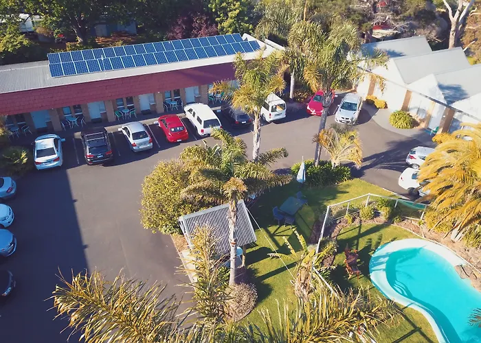 Tropicana Motor Inn