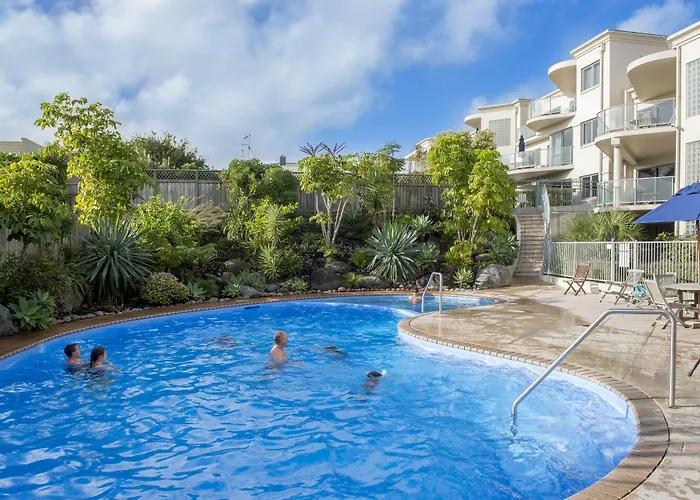 The Reef Beachfront Apartments