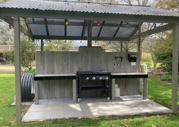 Restaway Holiday Units Porepunkah