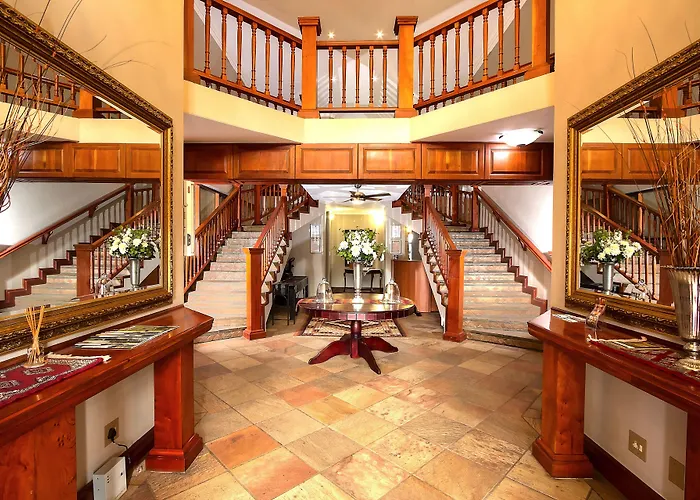 Leopardsong Manor Bed & Breakfast Centurion