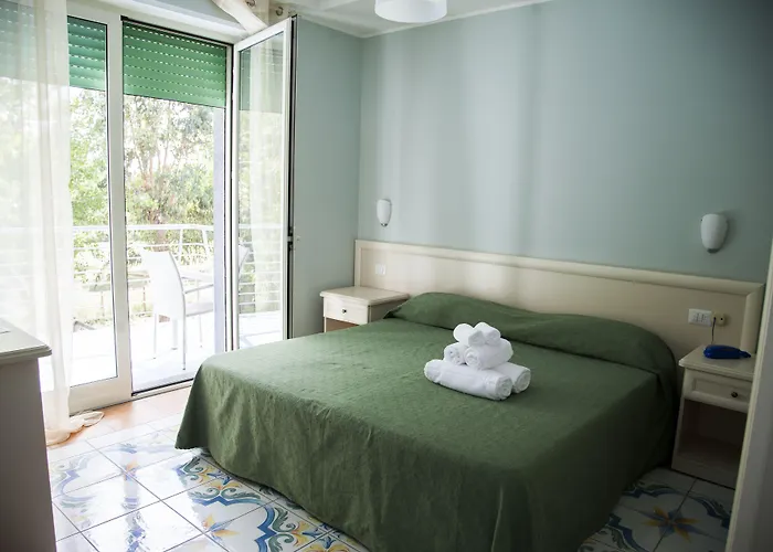 Medea Beach Resort - Cultural Stay Near Amalfi Coast & Paestum