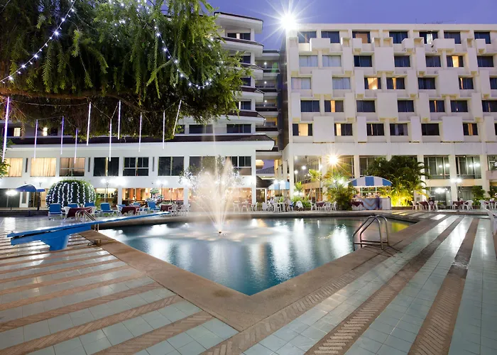 Charoen Hotel