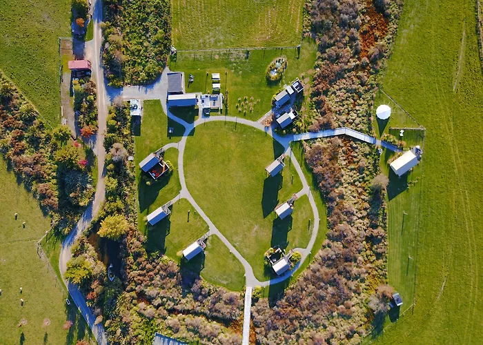 Appleby House & Rabbit Island Huts