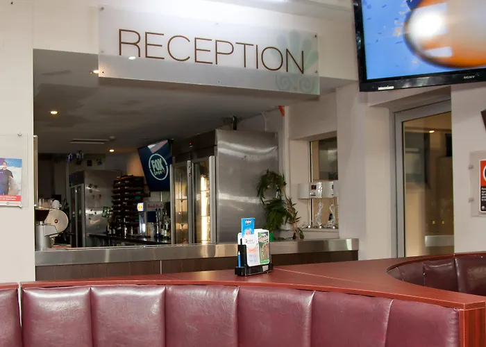 Grand Hotel And Studios Wyong