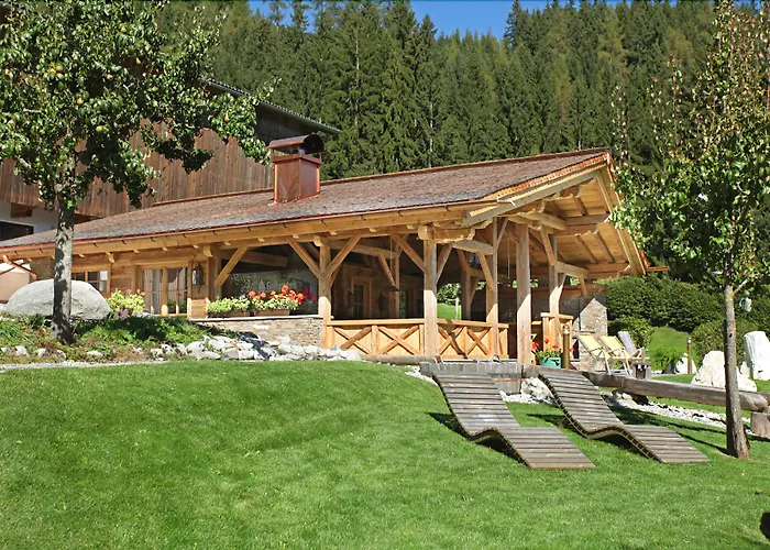 Aster Boutique Hotel & Chalets Fuegenberg